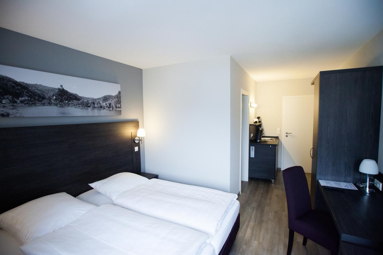 Aparthotel Cochem Bagian luar foto
